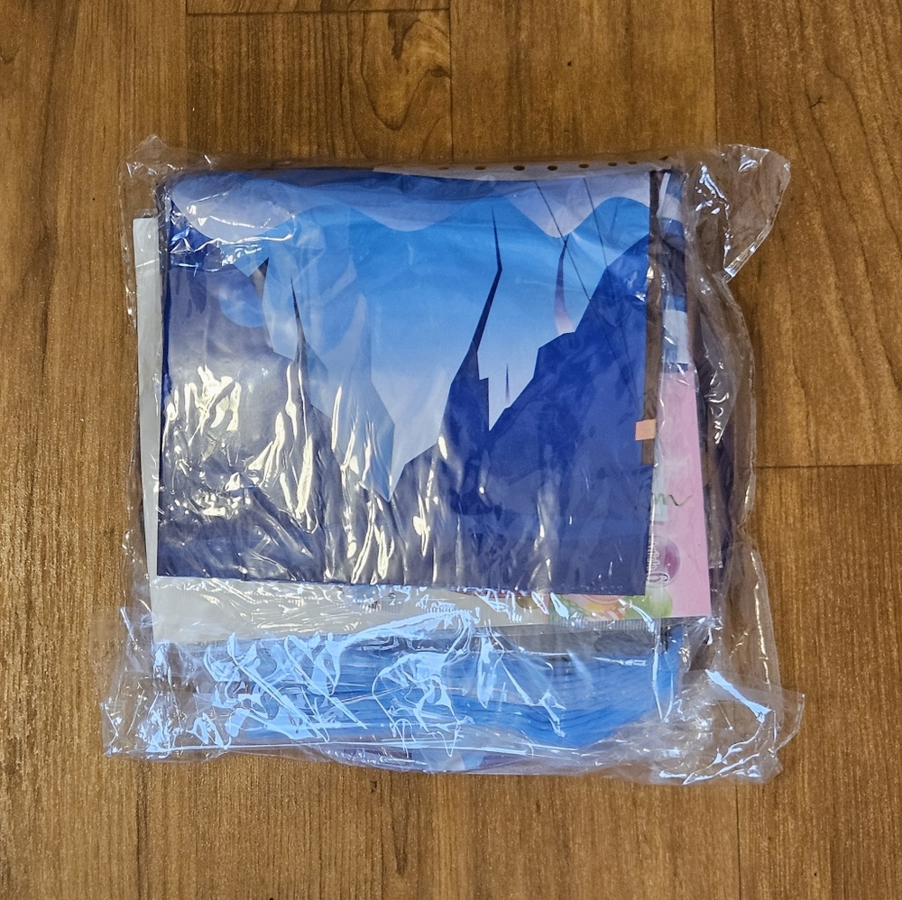 Titanic Themed Party Supplies Set - Blue and White - Picture 2 of 3